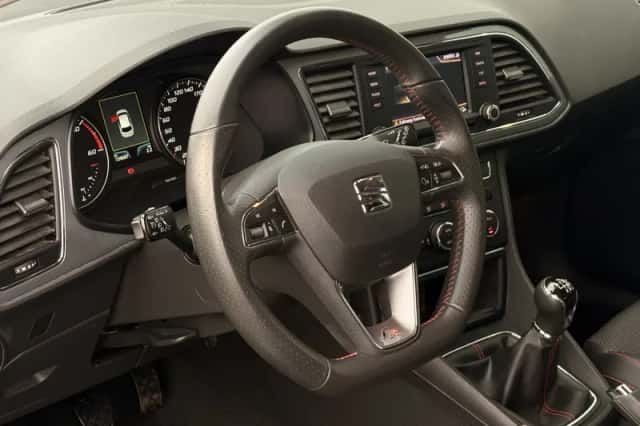 SEAT Leon (2014) thumbnail 2
