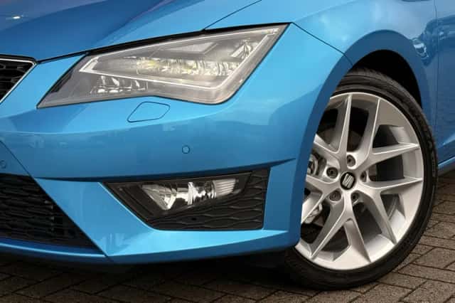 SEAT Leon (2014) thumbnail 5