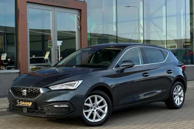 SEAT Leon (2020) thumbnail 1
