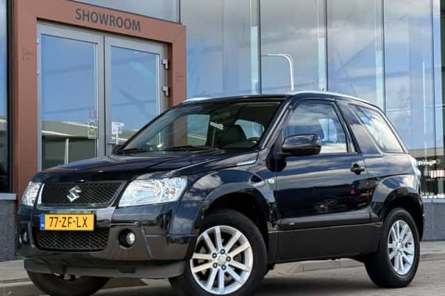 Suzuki Grand Vitara (2008) thumbnail 1