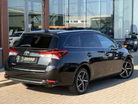 Toyota Auris (2017) thumbnail 12