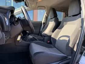 Toyota Auris (2017) thumbnail 4