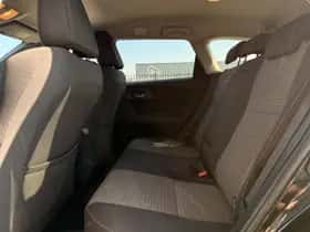 Toyota Auris (2017) thumbnail 5