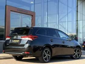 Toyota Auris (2017) thumbnail 10