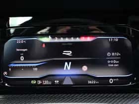 Volkswagen Golf (2023) thumbnail 24