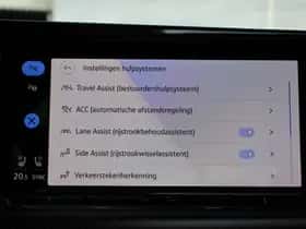 Volkswagen Golf (2023) thumbnail 29
