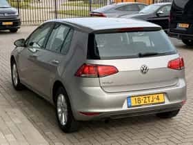 Volkswagen Golf (2013) thumbnail 12