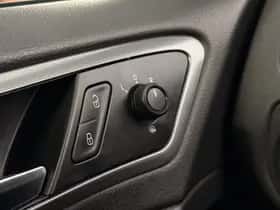 Volkswagen Golf (2013) thumbnail 18