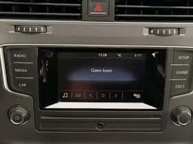 Volkswagen Golf (2013) thumbnail 23