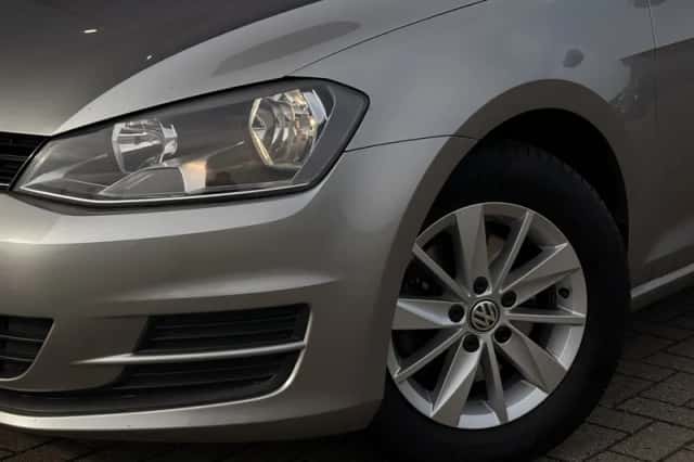 Volkswagen Golf (2013) thumbnail 4
