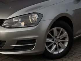 Volkswagen Golf (2013) thumbnail 4
