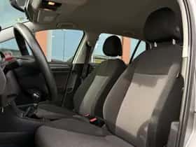 Volkswagen Golf (2013) thumbnail 5