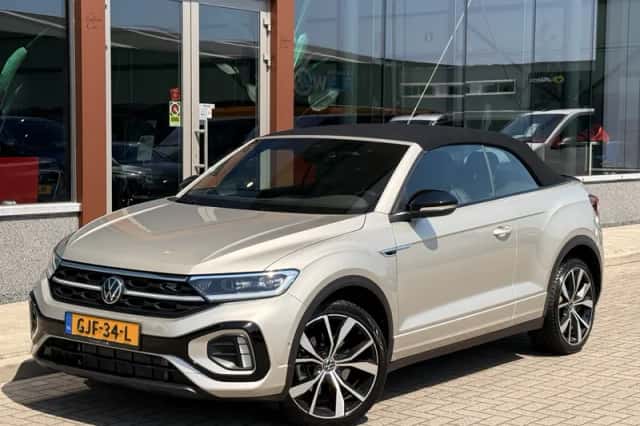 Volkswagen T-Roc (2023) thumbnail 6