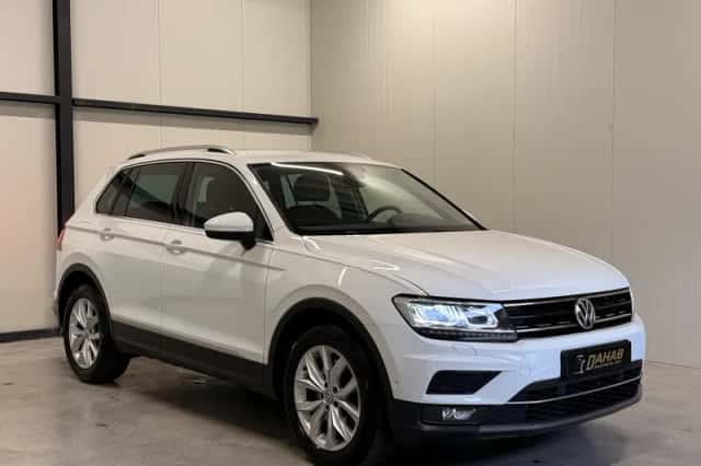 Volkswagen Tiguan (2017) thumbnail 5