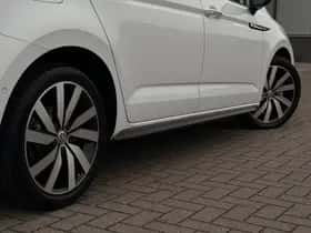 Volkswagen Touran (2019) thumbnail 17