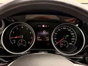 Volkswagen Touran (2019) thumbnail 30