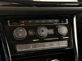 Volkswagen Touran (2019) thumbnail 36