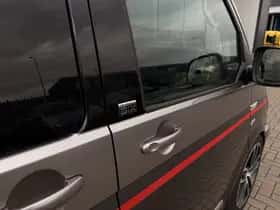 Volkswagen Transporter (2018) thumbnail 27