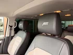 Volkswagen Transporter (2018) thumbnail 5