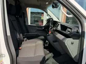 Volkswagen Transporter (2021) thumbnail 17