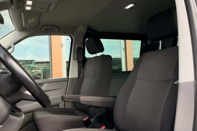 Volkswagen Transporter (2023) thumbnail 5