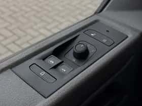 Volkswagen Transporter (2021) thumbnail 11