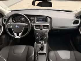 Volvo V40 (2013) thumbnail 12