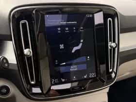 Volvo XC40 (2019) thumbnail 28