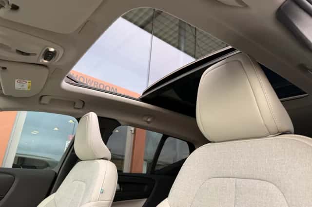 Volvo XC40 (2019) thumbnail 5