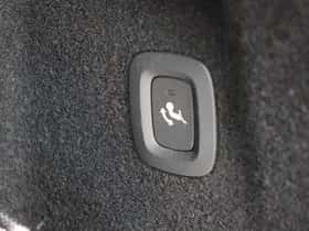 Volvo XC60 (2023) thumbnail 24