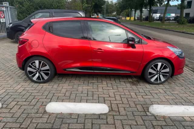 Renault Clio (2016) thumbnail 4
