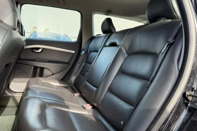 Volvo V70 (2010) thumbnail 6