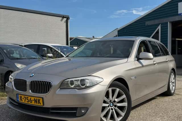 BMW 5-Serie (2010) thumbnail 1