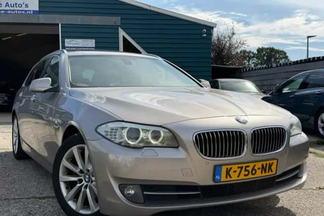 BMW 5-Serie (2010) thumbnail 3