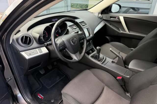 Mazda 3 (2013) thumbnail 4