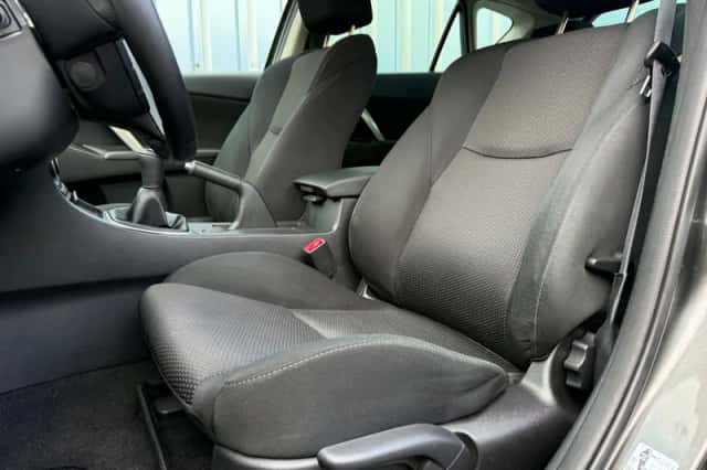 Mazda 3 (2013) thumbnail 5
