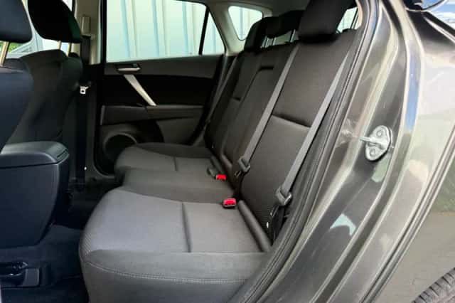 Mazda 3 (2013) thumbnail 6