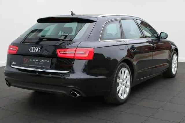 Audi A6 (2012) thumbnail 2