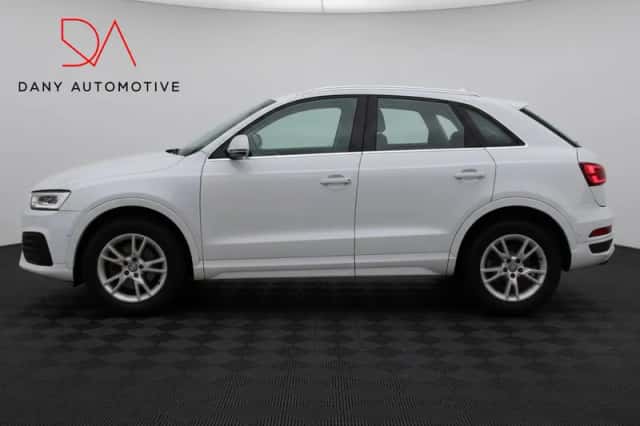 Audi Q3 (2015) thumbnail 4