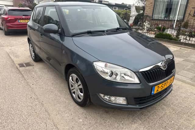 Škoda Fabia (2013) thumbnail 3