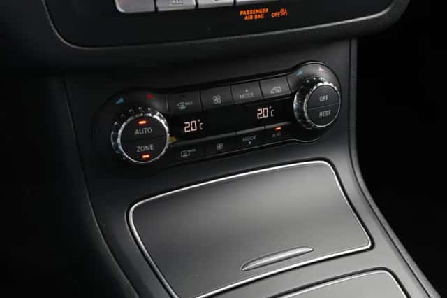 Mercedes-Benz B-Klasse (2015) thumbnail 5