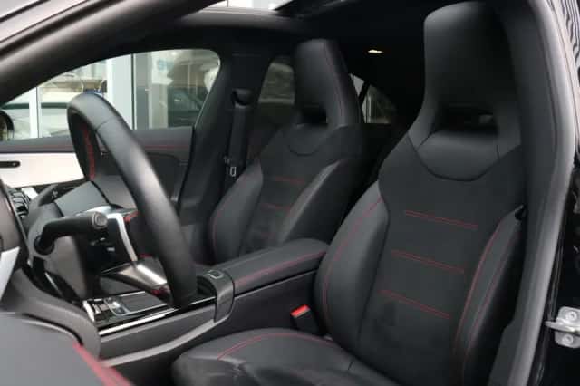 Mercedes-Benz CLA-Klasse (2024) thumbnail 2