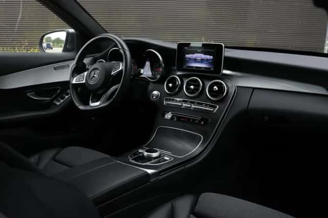 Mercedes-Benz C-Klasse (2017) thumbnail 3