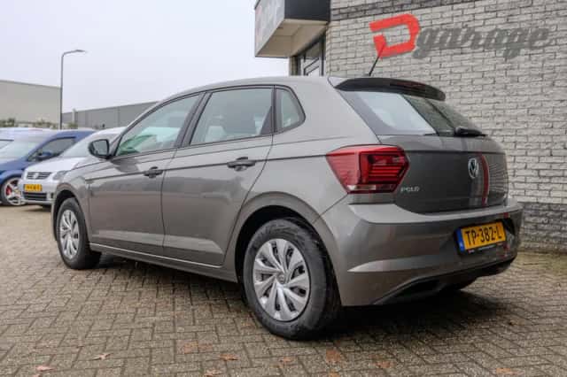 Volkswagen Polo (2018) thumbnail 3