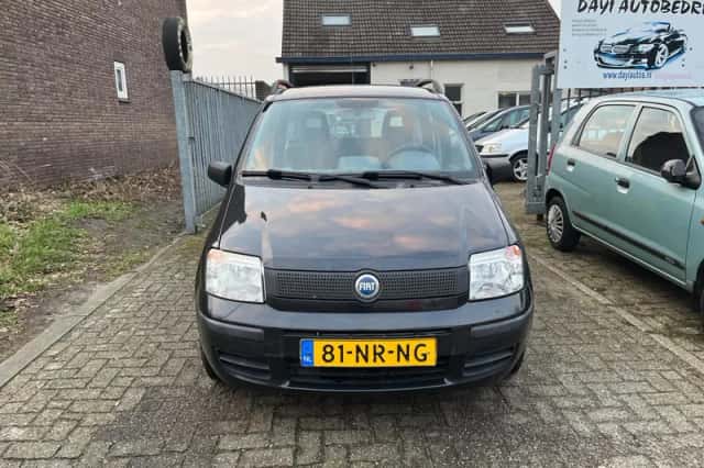 Fiat Panda (2004) thumbnail 2