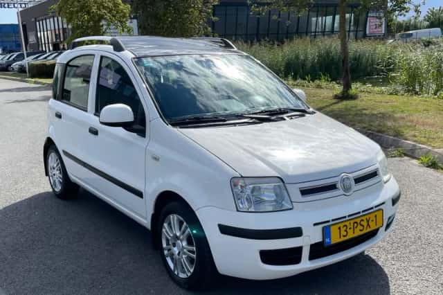 Fiat Panda (2011) thumbnail 1