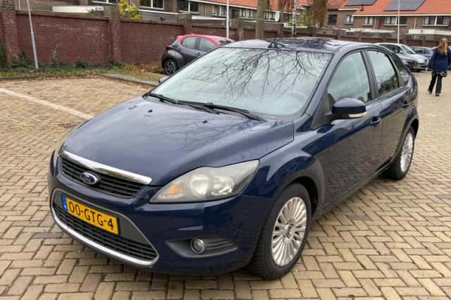 Ford Focus (2008) thumbnail 4