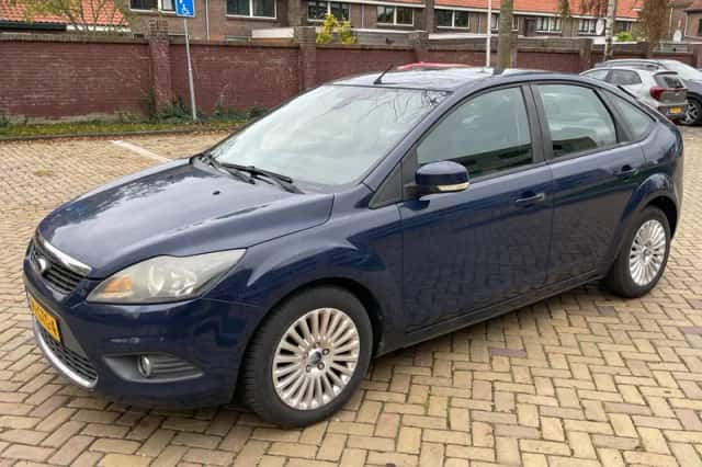 Ford Focus (2008) thumbnail 5