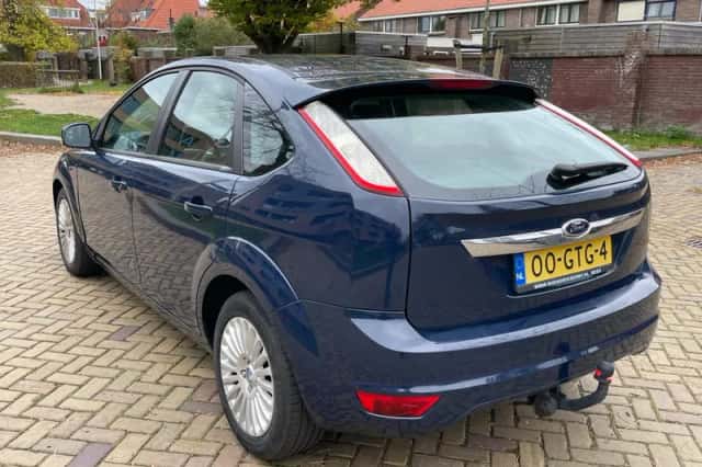 Ford Focus (2008) thumbnail 6