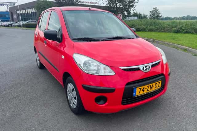 Hyundai i10 (2008) thumbnail 1